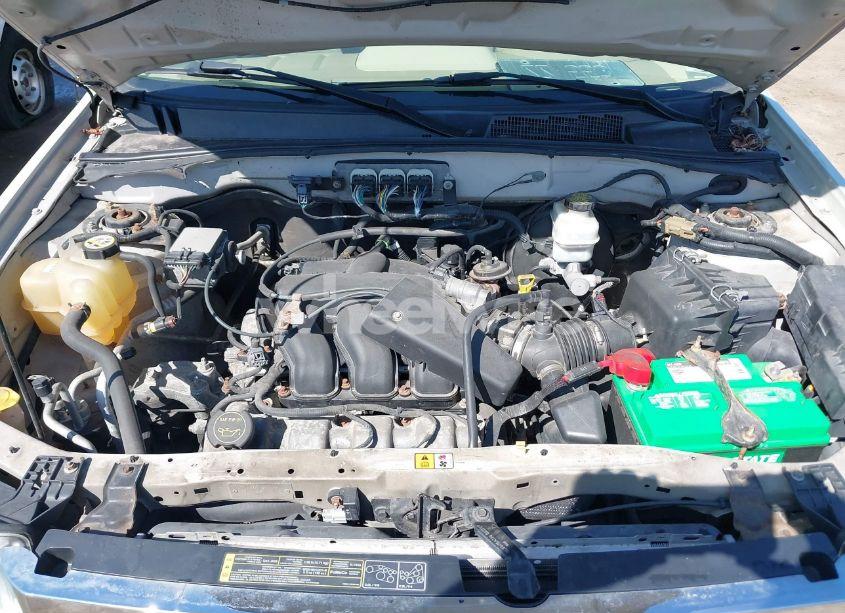 Photo 10 of 2008 Ford Escape XLT (VIN 1FMCU93108KB89660)