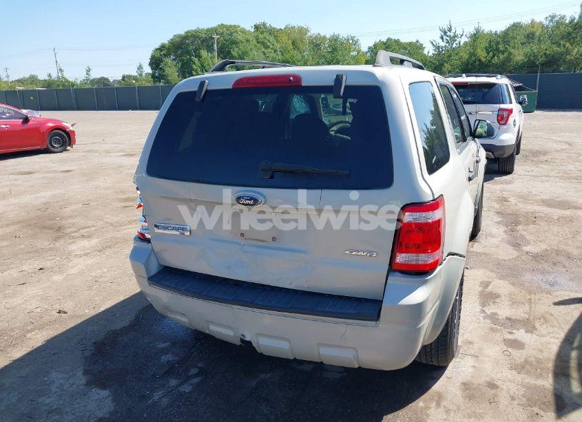 Photo 4 of 2008 Ford Escape XLT (VIN 1FMCU93108KB89660)