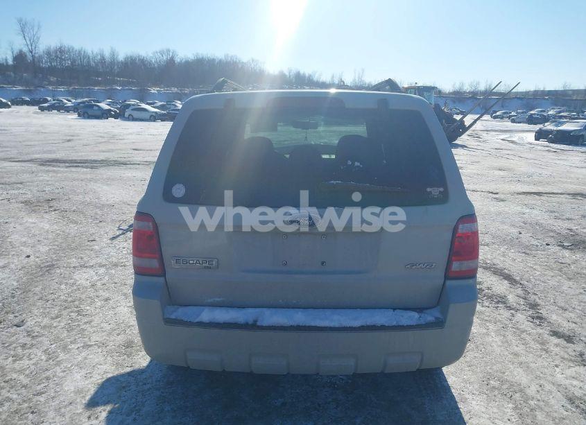 Photo 16 of 2008 Ford Escape XLT (VIN 1FMCU93108KC09941)