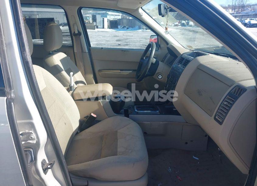 Photo 5 of 2008 Ford Escape XLT (VIN 1FMCU93108KC09941)