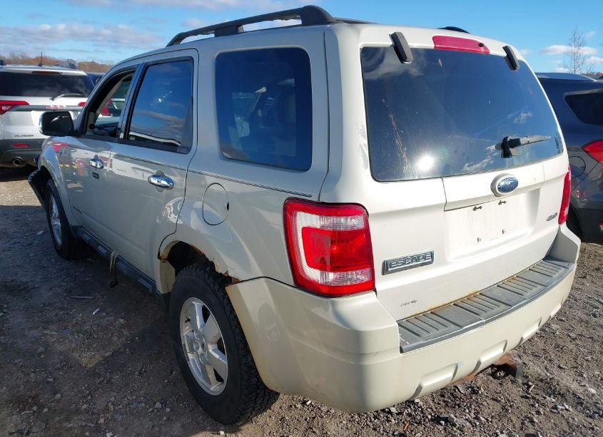 Photo 3 of 2008 Ford Escape XLT (VIN 1FMCU93108KC65569)