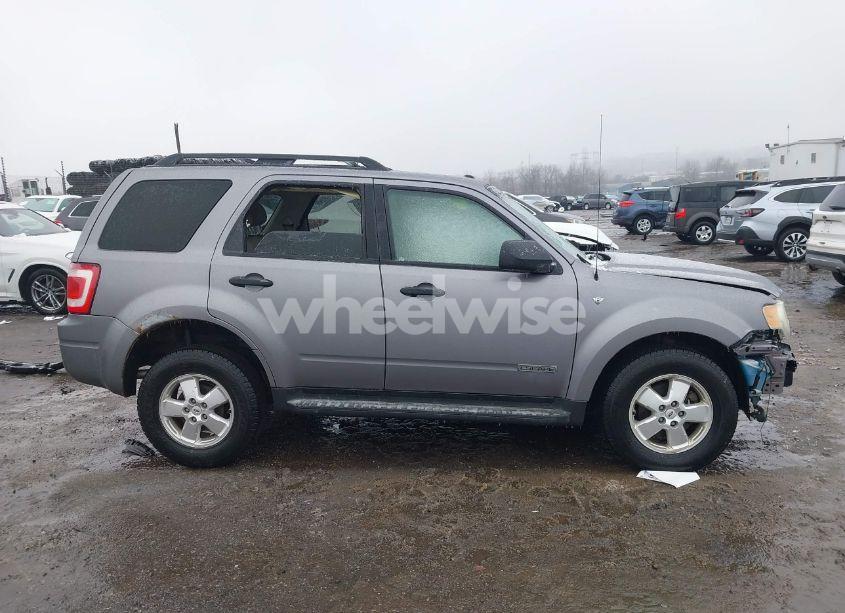 Photo 14 of 2008 Ford Escape XLT (VIN 1FMCU93108KC93341)