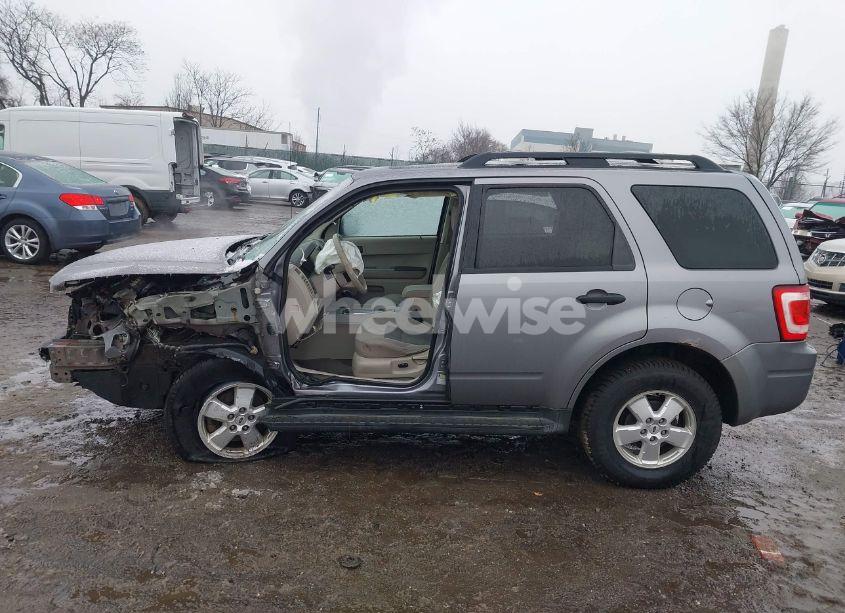 Photo 15 of 2008 Ford Escape XLT (VIN 1FMCU93108KC93341)