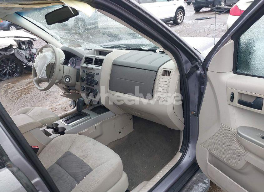 Photo 5 of 2008 Ford Escape XLT (VIN 1FMCU93108KC93341)