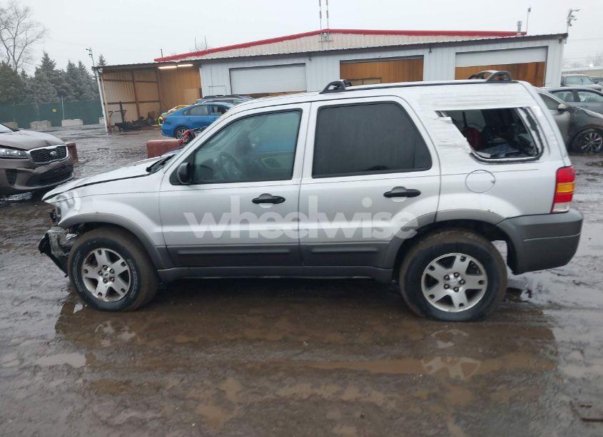 Photo 13 of 2005 Ford Escape XLT (VIN 1FMCU93115KA65117)