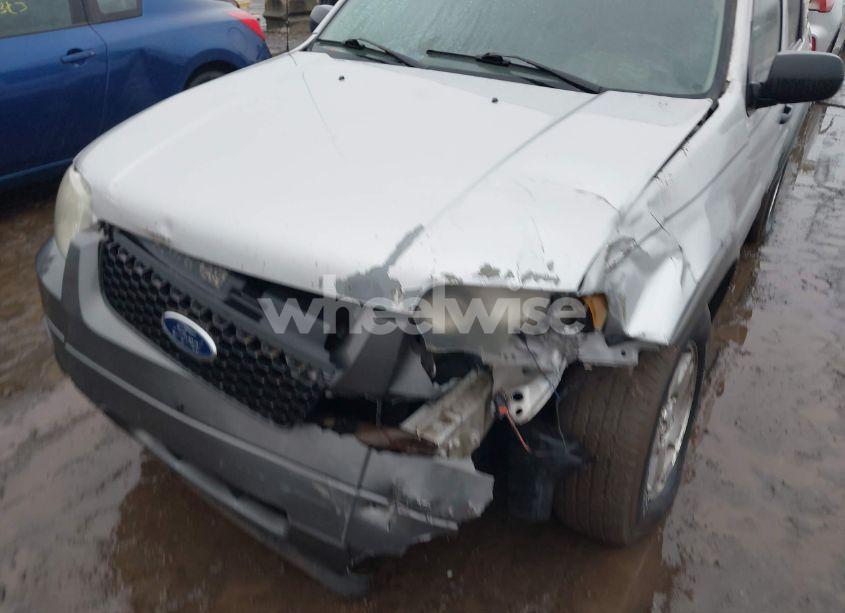 Photo 6 of 2005 Ford Escape XLT (VIN 1FMCU93115KA65117)