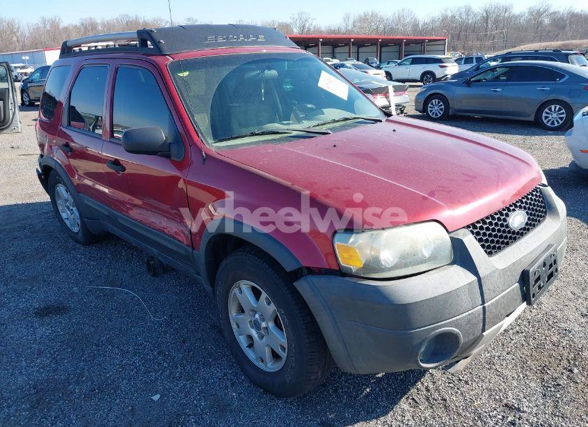 2005 Ford Escape XLT (VIN 1FMCU93115KB29320) main photo