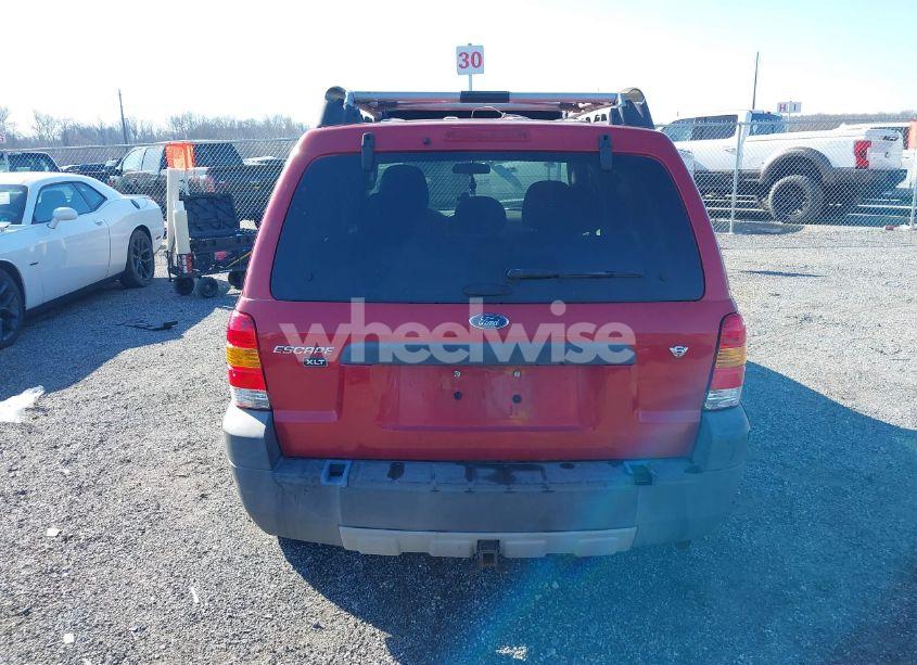 Photo 16 of 2005 Ford Escape XLT (VIN 1FMCU93115KB29320)