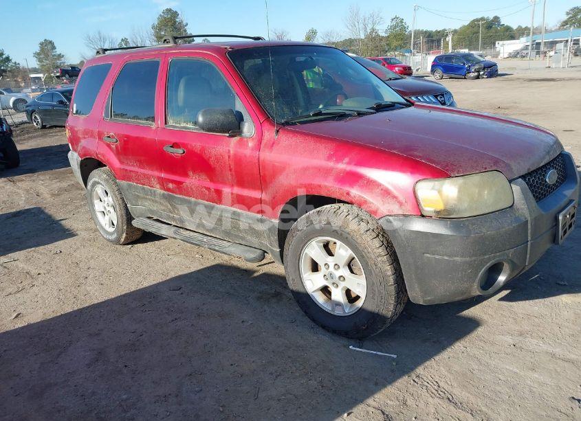 2005 Ford Escape XLT (VIN 1FMCU93115KB85547) main photo