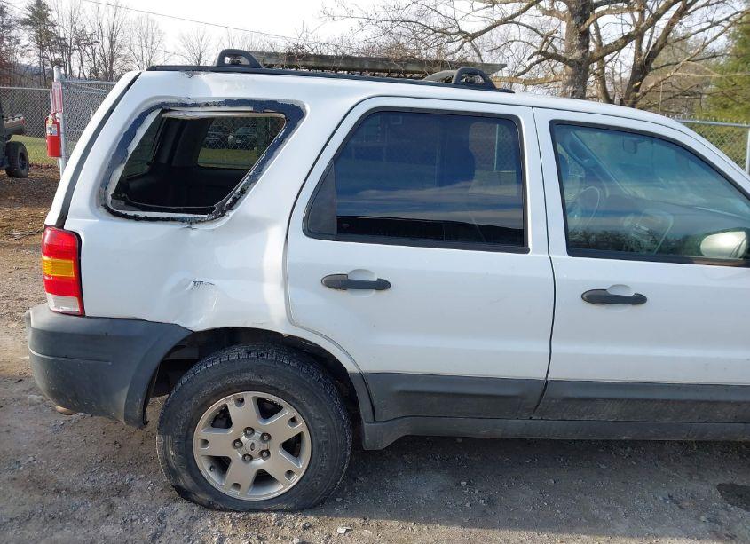 Photo 12 of 2007 Ford Escape XLT/XLT SPORT (VIN 1FMCU93117KA75147)