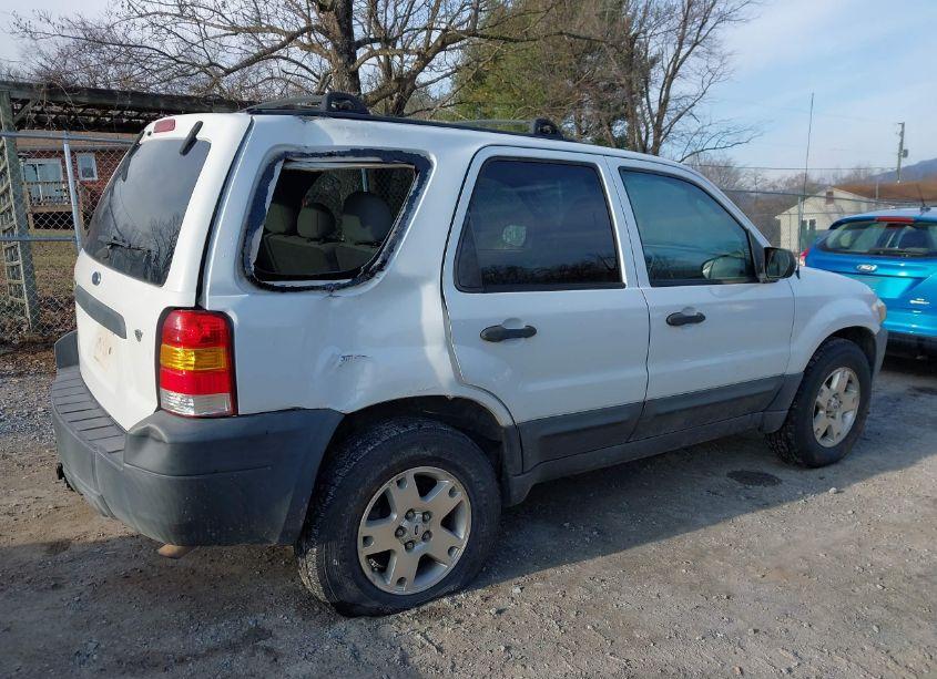 Photo 6 of 2007 Ford Escape XLT/XLT SPORT (VIN 1FMCU93117KA75147)