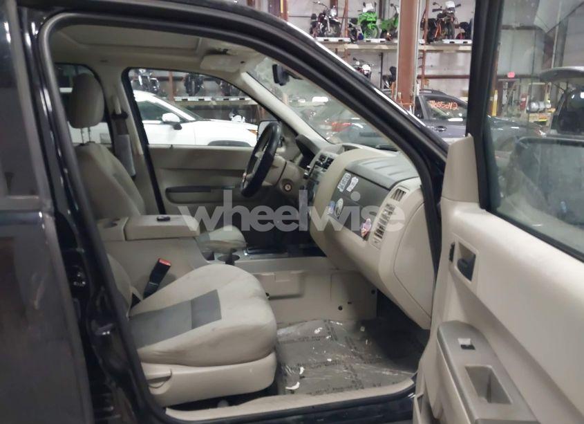 Photo 5 of 2008 Ford Escape XLT (VIN 1FMCU93118KA82164)