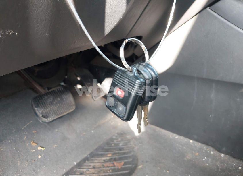 Photo 11 of 2005 Ford Escape XLT (VIN 1FMCU93125KA25998)