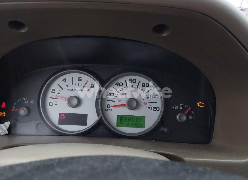 Photo 15 of 2005 Ford Escape XLT (VIN 1FMCU93125KB07004)
