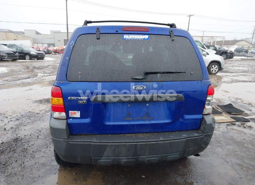 Photo 16 of 2005 Ford Escape XLT (VIN 1FMCU93125KB07004)