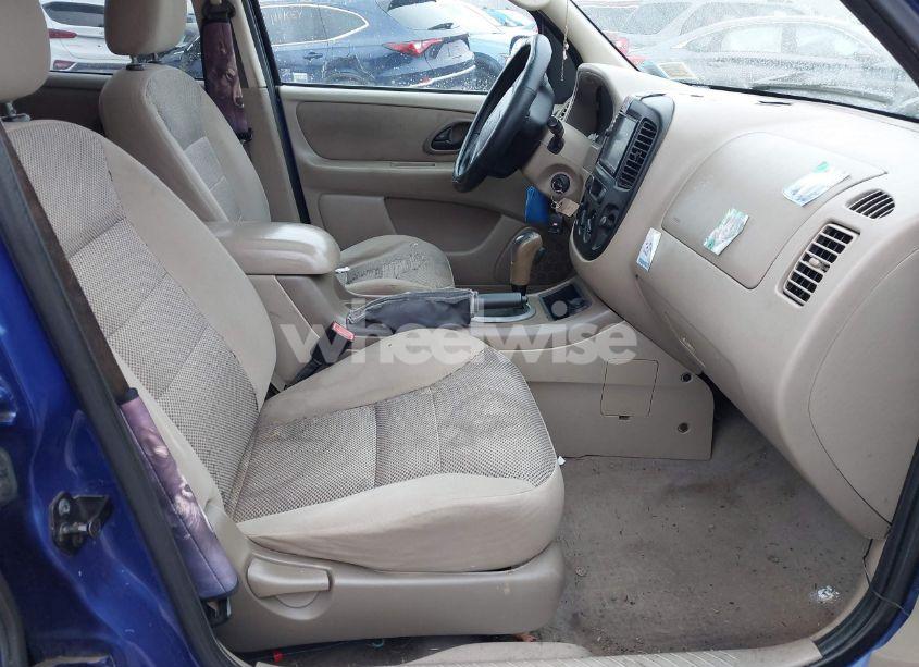 Photo 5 of 2005 Ford Escape XLT (VIN 1FMCU93125KB07004)