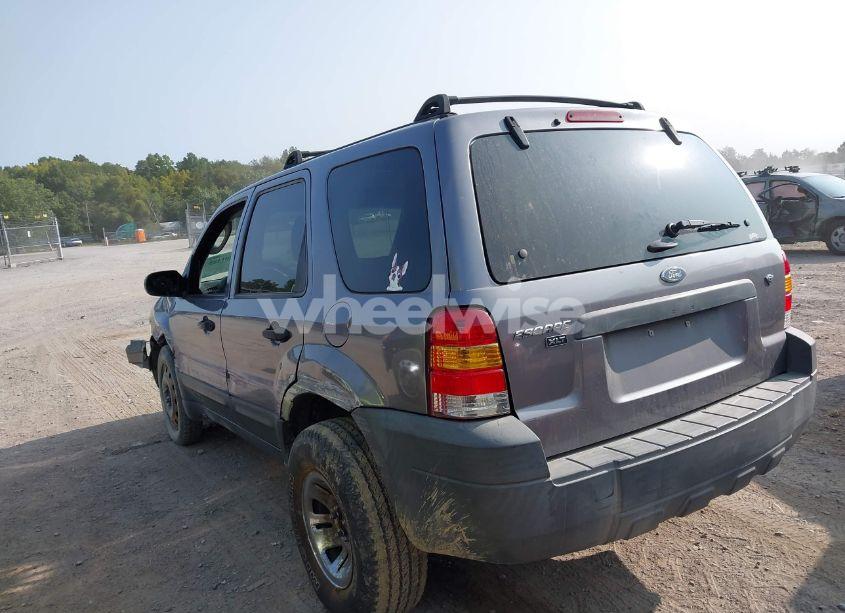 Photo 3 of 2007 Ford Escape XLT/XLT SPORT (VIN 1FMCU93127KB06325)
