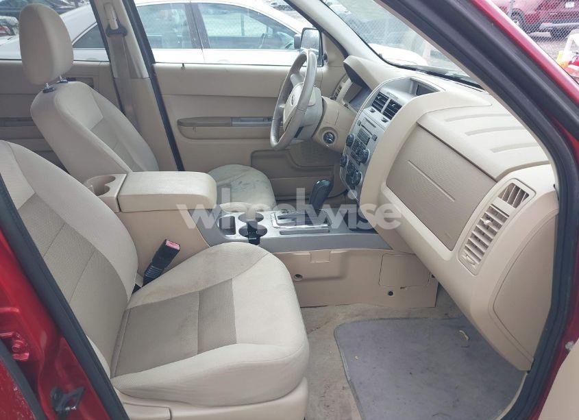 Photo 5 of 2008 Ford Escape XLT (VIN 1FMCU93128KA27142)