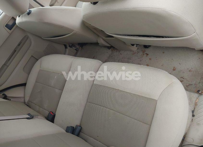 Photo 8 of 2008 Ford Escape XLT (VIN 1FMCU93128KA27142)