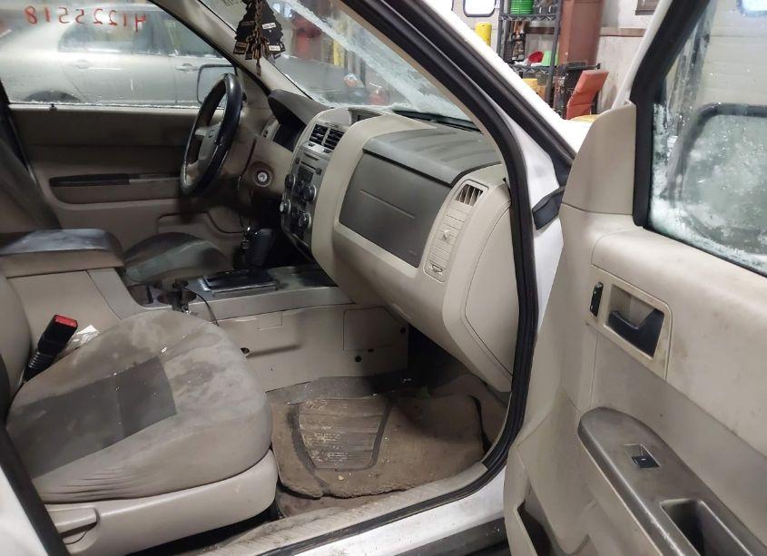 Photo 5 of 2008 Ford Escape XLT (VIN 1FMCU93128KA66636)