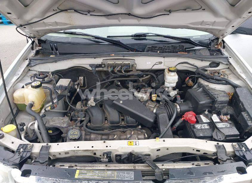 Photo 10 of 2008 Ford Escape XLT (VIN 1FMCU93128KC01646)