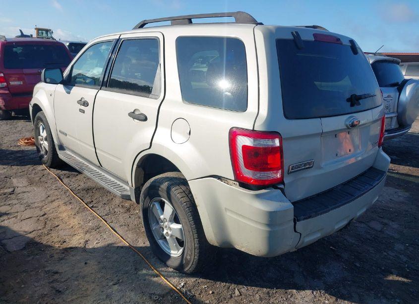 Photo 3 of 2008 Ford Escape XLT (VIN 1FMCU93128KC40026)