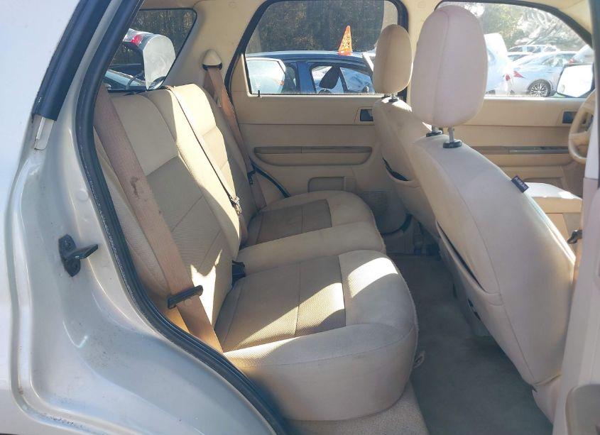 Photo 8 of 2008 Ford Escape XLT (VIN 1FMCU93128KC40026)