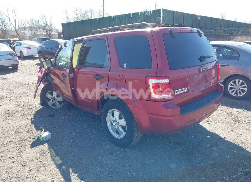 Photo 3 of 2008 Ford Escape XLT (VIN 1FMCU93128KC67811)