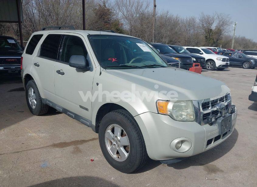 2008 Ford Escape XLT (VIN 1FMCU93128KD40692) main photo