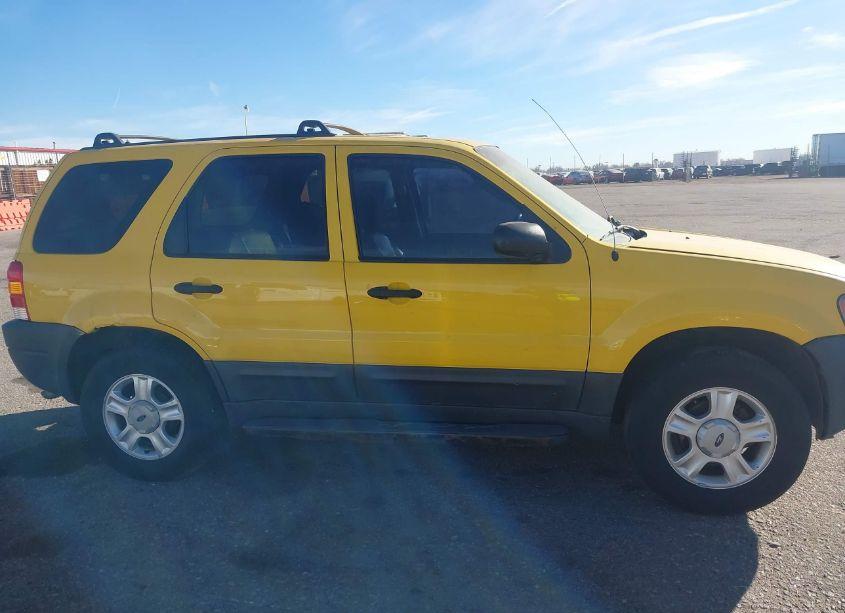 Photo 11 of 2003 Ford Escape XLT (VIN 1FMCU93133KA24792)