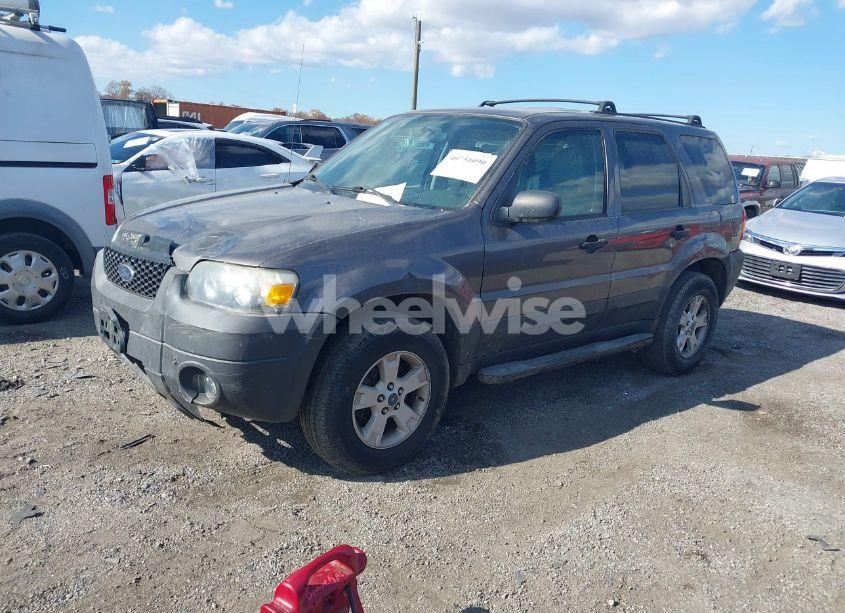 Photo 2 of 2006 Ford Escape XLT/XLT SPORT (VIN 1FMCU93136KB56911)