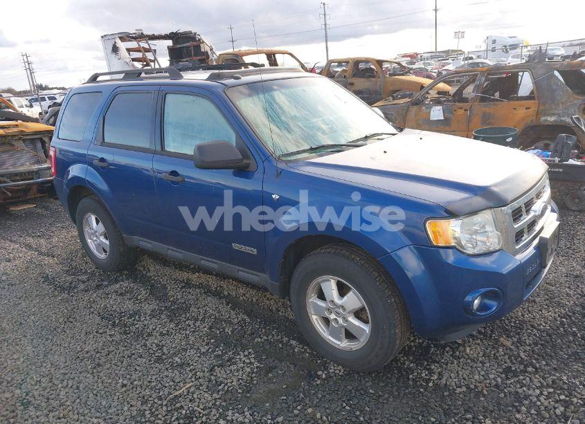 2008 Ford Escape XLT (VIN 1FMCU93138KA60652) main photo