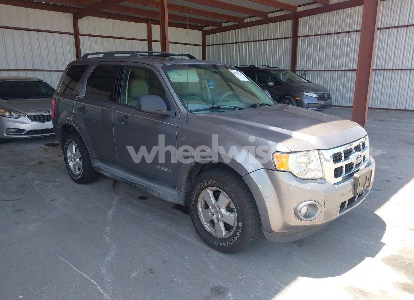 2008 Ford Escape XLT (VIN 1FMCU93138KB25855) main photo