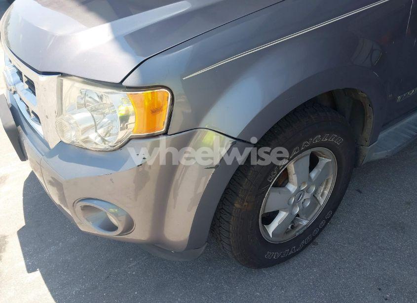 Photo 13 of 2008 Ford Escape XLT (VIN 1FMCU93138KB25855)