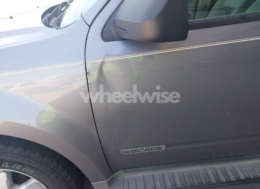 Photo 14 of 2008 Ford Escape XLT (VIN 1FMCU93138KB25855)