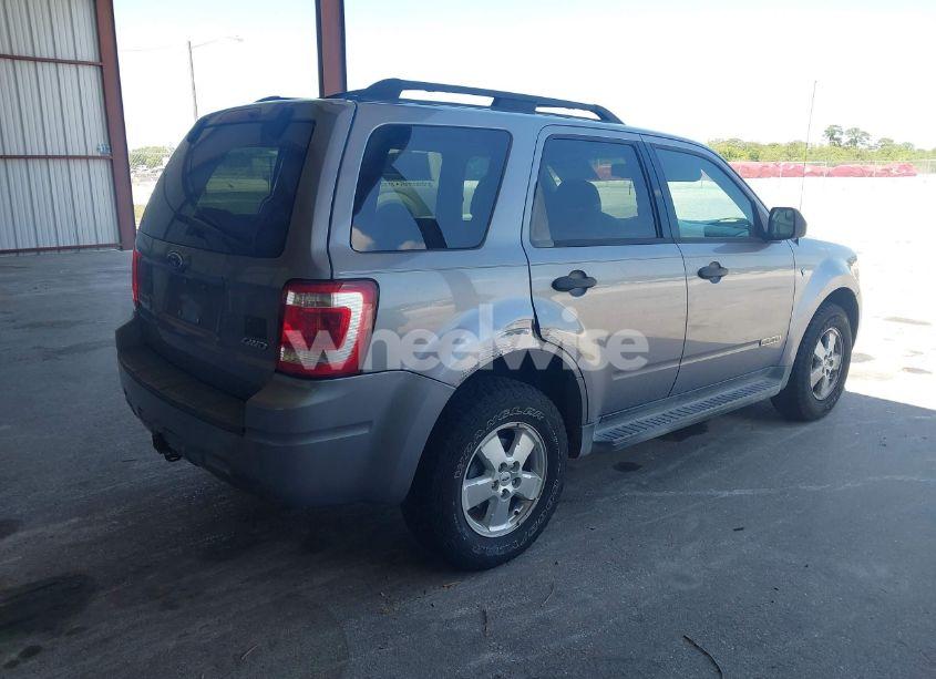 Photo 4 of 2008 Ford Escape XLT (VIN 1FMCU93138KB25855)