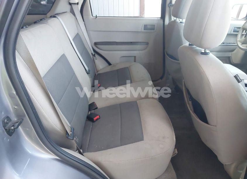 Photo 8 of 2008 Ford Escape XLT (VIN 1FMCU93138KB25855)