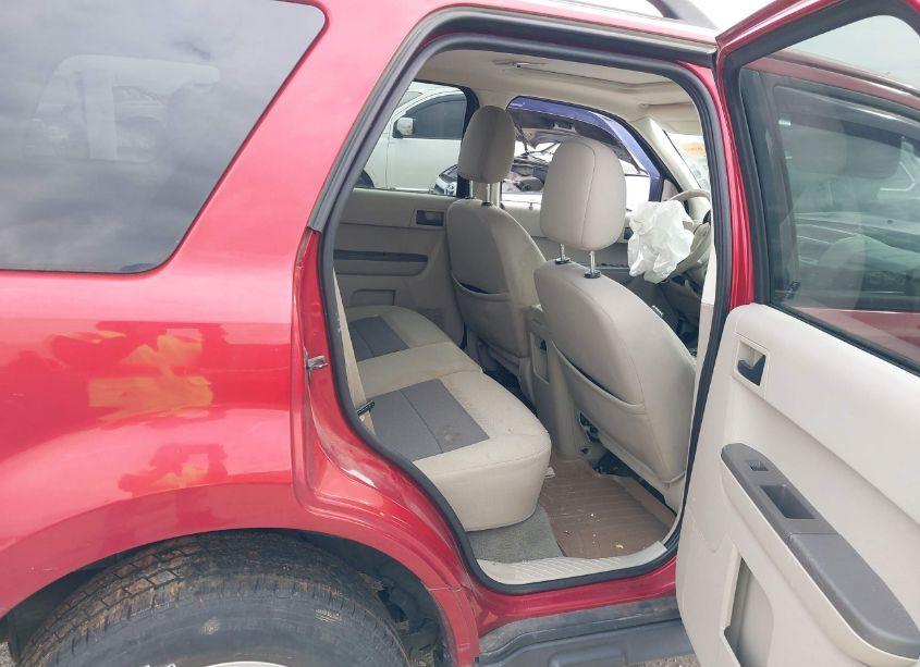 Photo 8 of 2008 Ford Escape XLT (VIN 1FMCU93138KC06600)