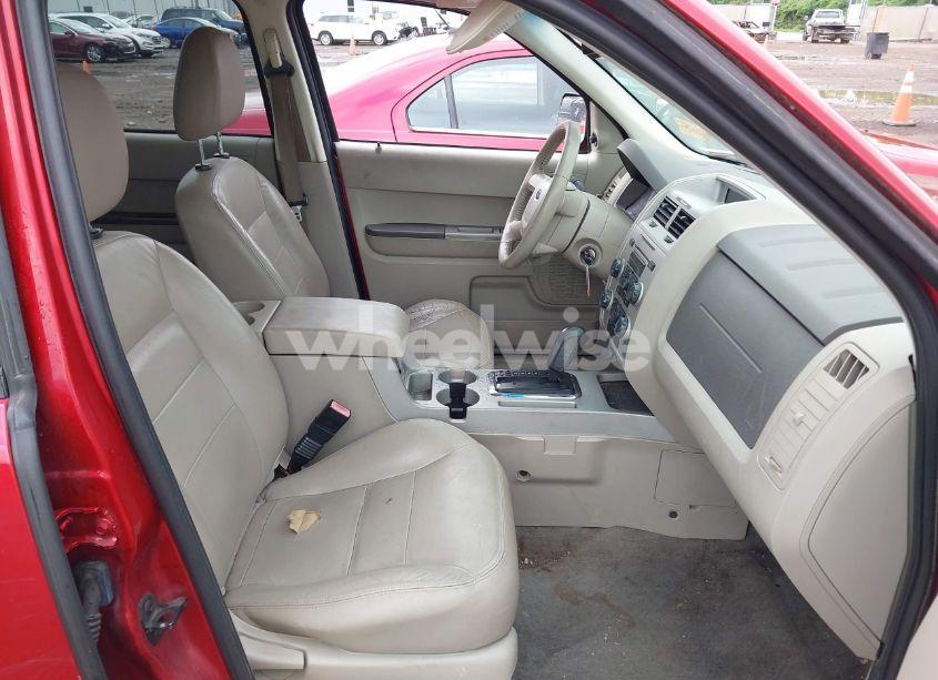 Photo 5 of 2008 Ford Escape XLT (VIN 1FMCU93138KC92071)