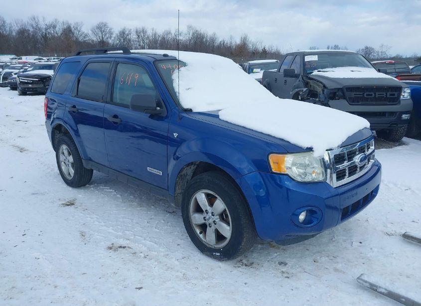 2008 Ford Escape XLT (VIN 1FMCU93138KD15235) main photo