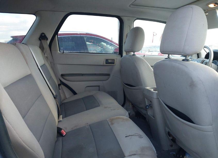 Photo 8 of 2008 Ford Escape XLT (VIN 1FMCU93138KD15235)