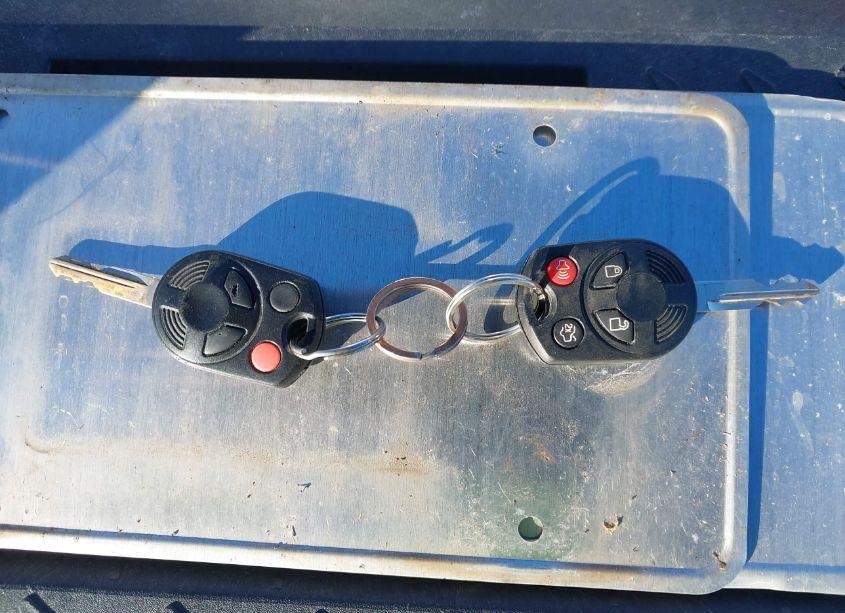 Photo 11 of 2008 Ford Escape XLT (VIN 1FMCU93138KD78237)