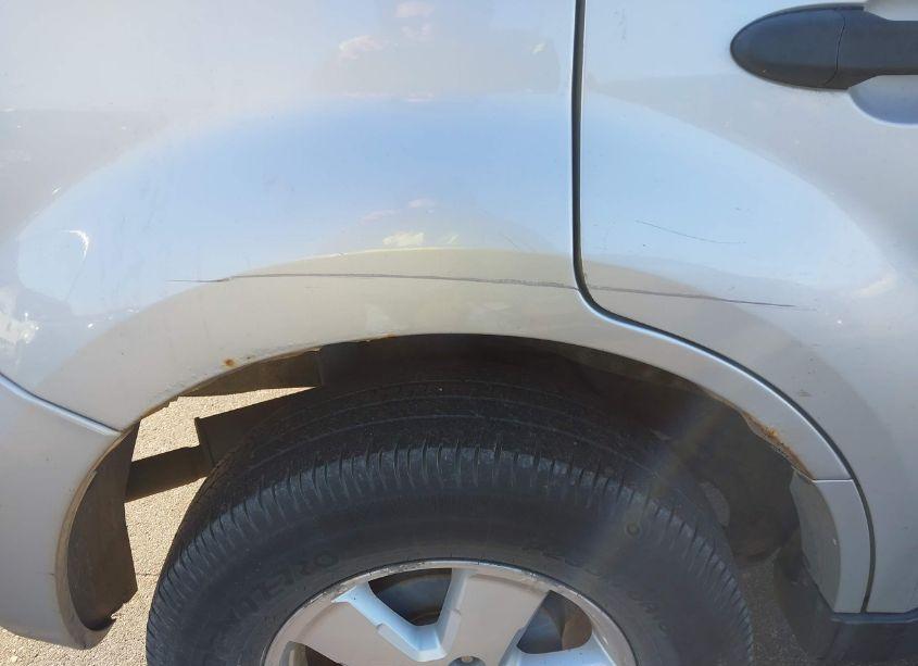 Photo 14 of 2008 Ford Escape XLT (VIN 1FMCU93138KD78237)