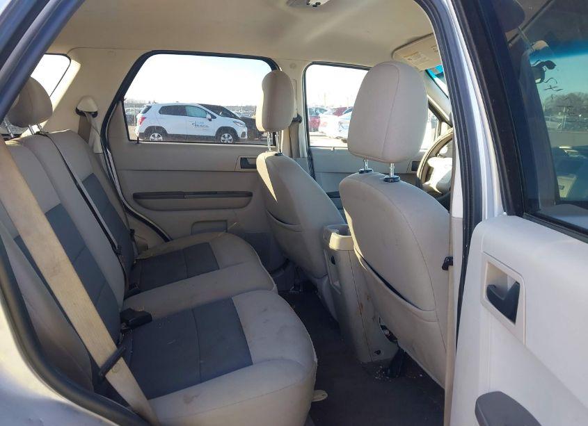 Photo 8 of 2008 Ford Escape XLT (VIN 1FMCU93138KD78237)