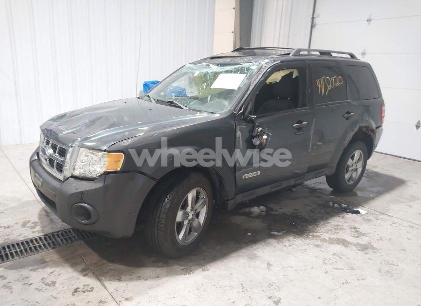 Photo 2 of 2008 Ford Escape XLT (VIN 1FMCU93138KE64292)