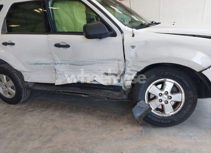 Photo 6 of 2008 Ford Escape XLT (VIN 1FMCU93138KE75177)