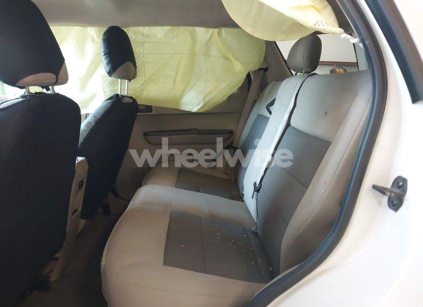 Photo 8 of 2008 Ford Escape XLT (VIN 1FMCU93138KE75177)