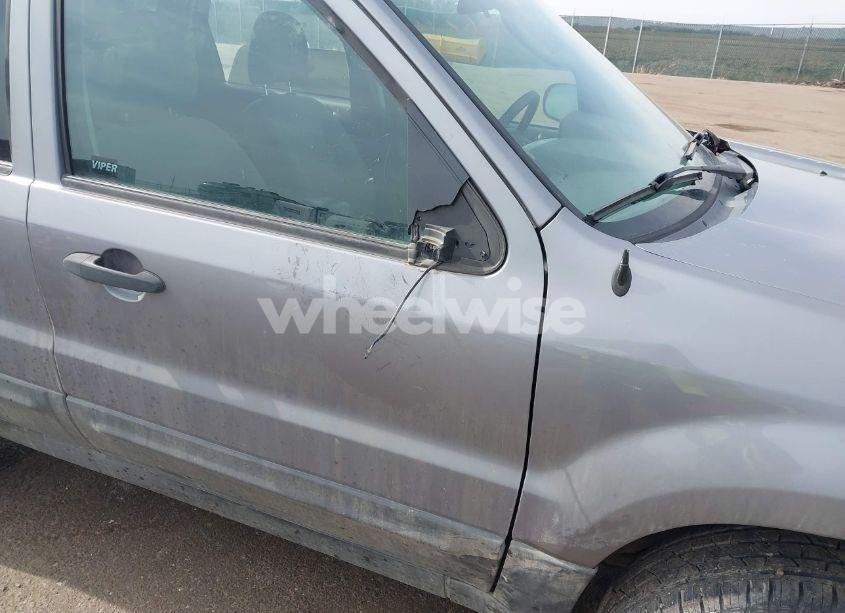 Photo 14 of 2007 Ford Escape (VIN 1FMCU93147KB45188)