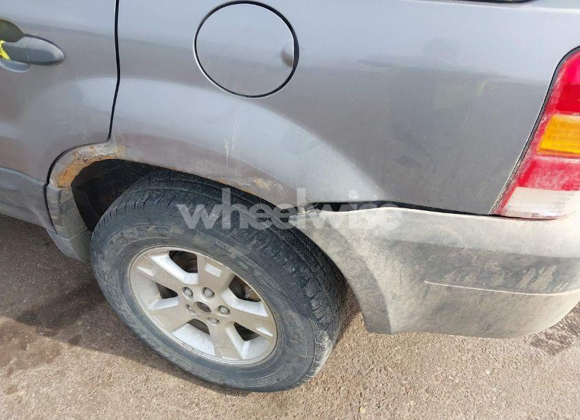 Photo 15 of 2007 Ford Escape (VIN 1FMCU93147KB45188)