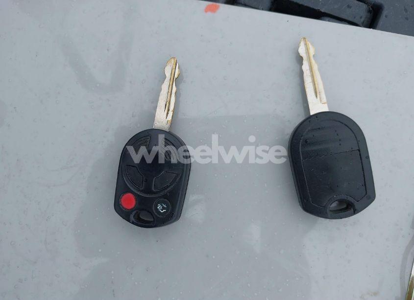 Photo 11 of 2008 Ford Escape XLT (VIN 1FMCU93148KA64113)